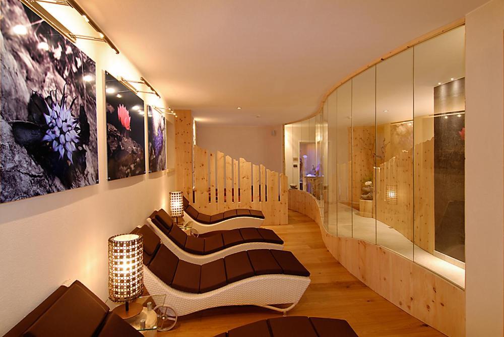 Hotel Talblick Ortisei Extérieur photo