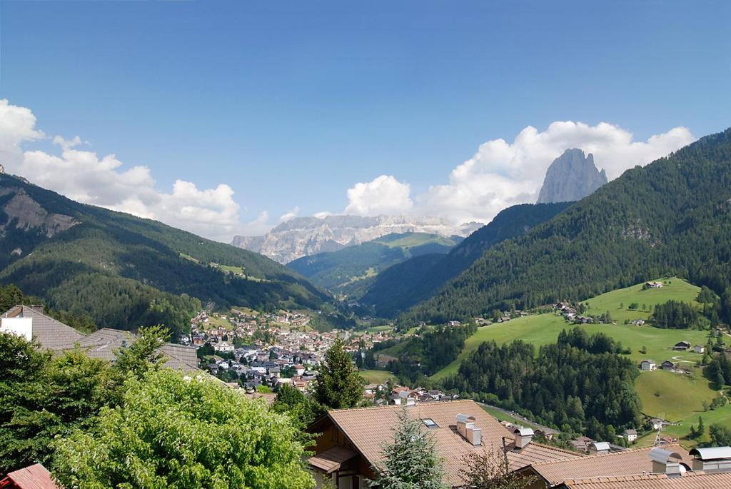 Hotel Talblick Ortisei Extérieur photo