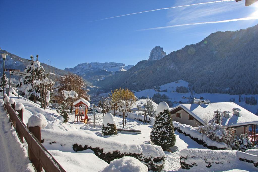 Hotel Talblick Ortisei Extérieur photo