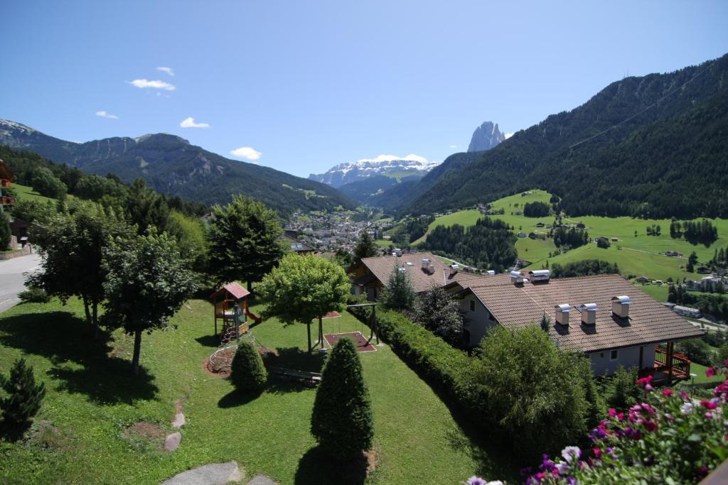 Hotel Talblick Ortisei Extérieur photo