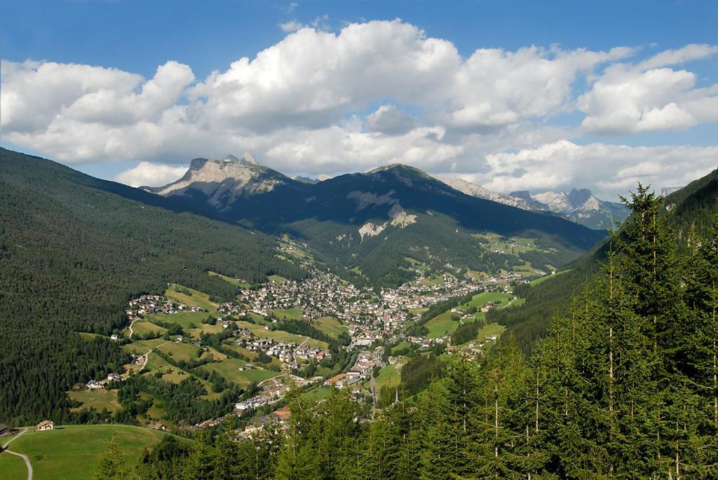 Hotel Talblick Ortisei Extérieur photo