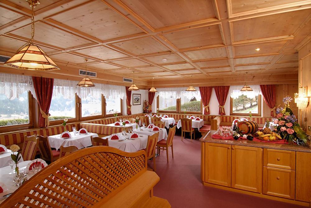 Hotel Talblick Ortisei Extérieur photo
