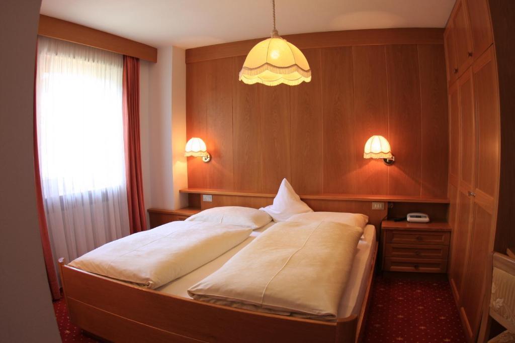Hotel Talblick Ortisei Chambre photo