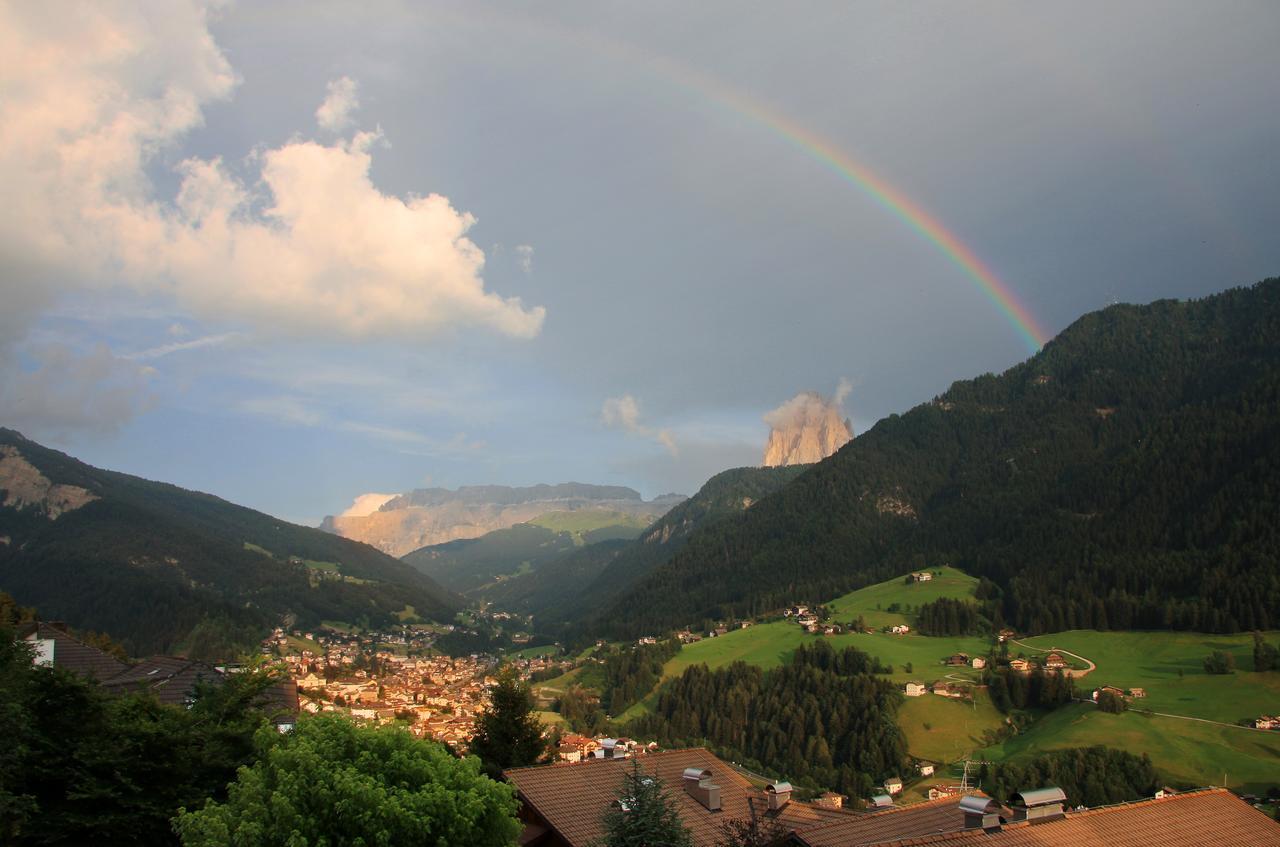 Hotel Talblick Ortisei Extérieur photo